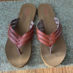 Flojos sandals size 8